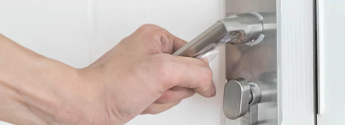 Expert Garage Door Opener Repair and Installation in Seminole, FL