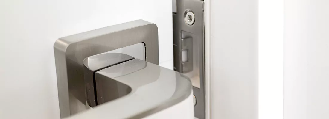Seamless Integration of Magnetic Locks with Access Control Systems in Seminole, FL